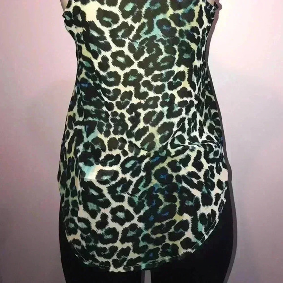 Decree Women’s Sleeveless Leopard Print Top - Picture 7 of 7